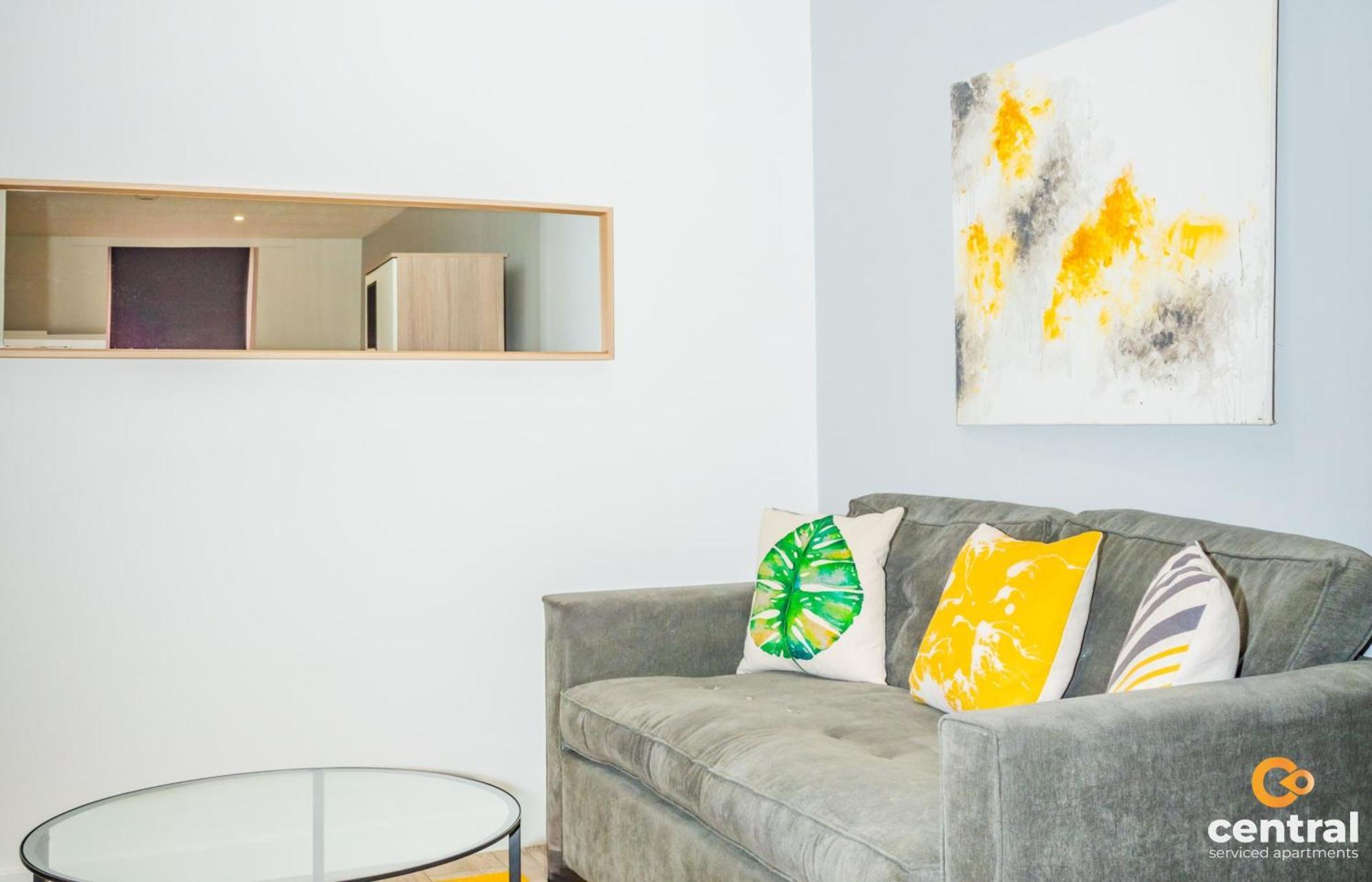 Central Serviced Apartments - 2 Bedroom - Walk Away From City Centre & Universities - Sleeps 4 - 3 X Double Beds - Smart Tvs In All Rooms - Short Term Stays Welcome - Walk Away From Train & Bus Station - Preferred Location For Short Stay In Dundee Ngoại thất bức ảnh
